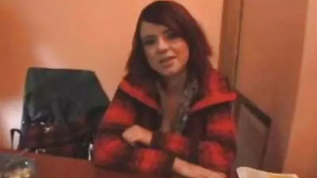 ジョニー-グッドラック巨乳の岩女の子はbjの後に槌で打た アダルト 動画 無料 女