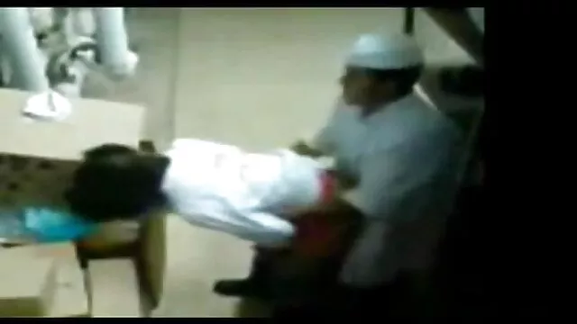 ラテン系クリスティアンとフォンス裸足クソ えっち 動画 女性