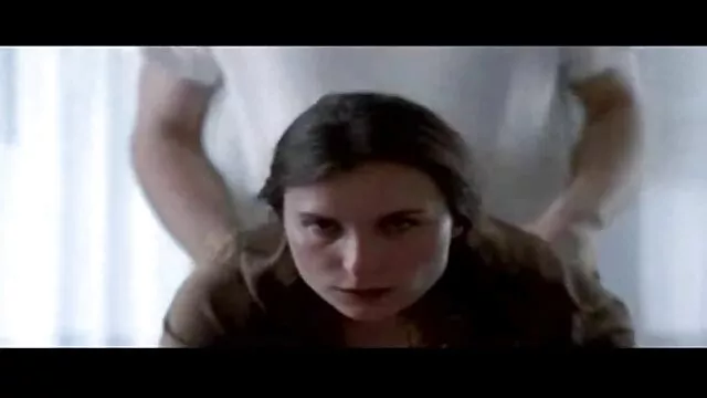 巨乳のひよこサミーは自分自身を性交する。 女性 の 為 の アダルト