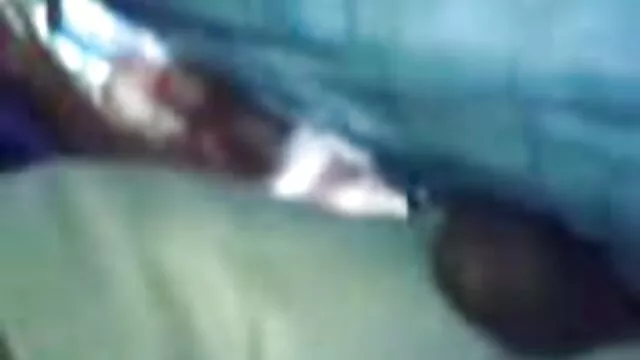 恥ずかしがり屋と黒いモデルアーニャは、二つの偉大なBCSによって敗北します。 女 向け アダルト 動画