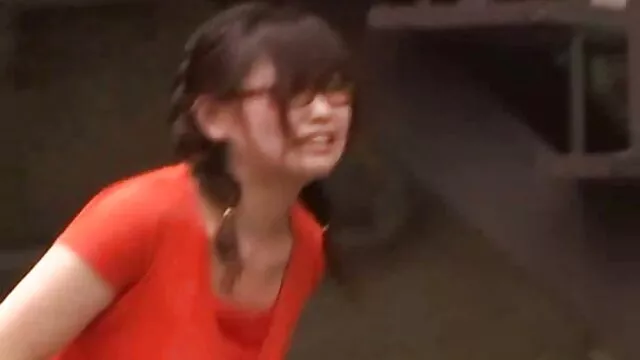 スーパー熟女缶吸いますa中間コック h 動画 女性 無料